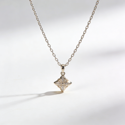 Clover Zircon Necklace