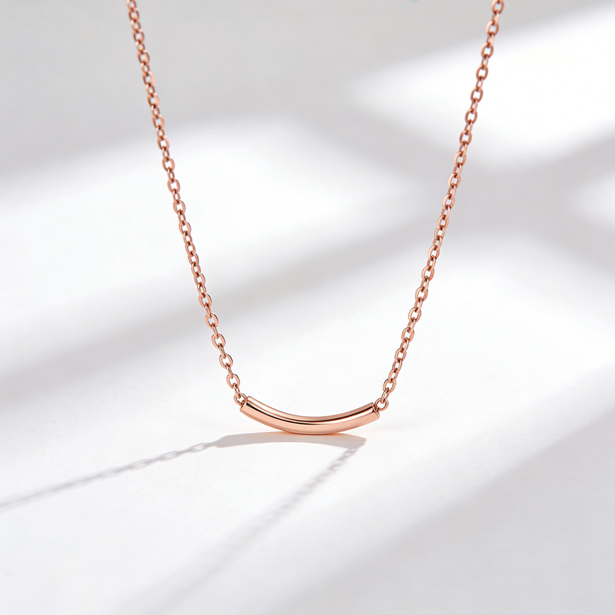 Smile Bar Necklace